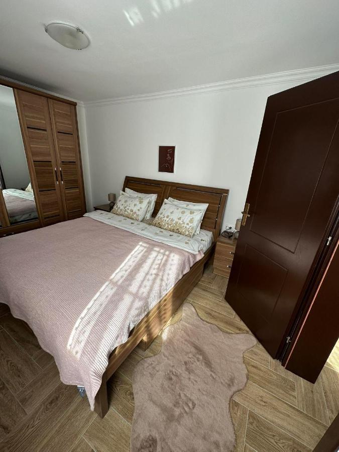 Apartmani Emily & Jully Niksic Exterior photo