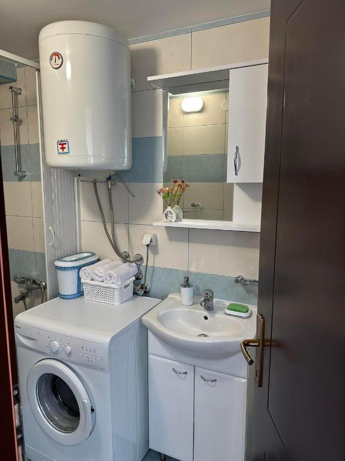 Apartmani Emily & Jully Niksic Exterior photo